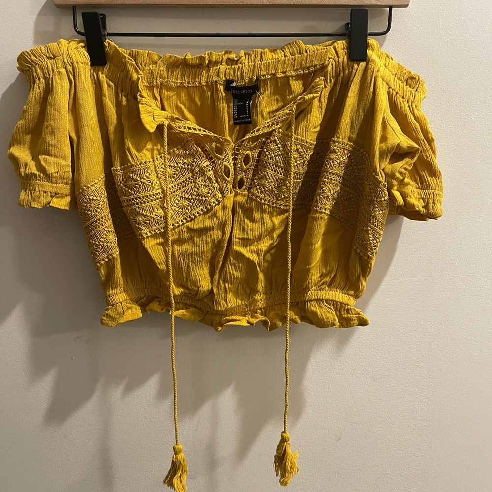 S Mustard Yellow Off the Shoulder Crop Top